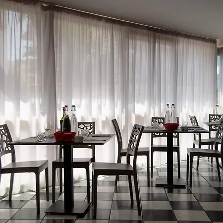 Club La Отель 3*