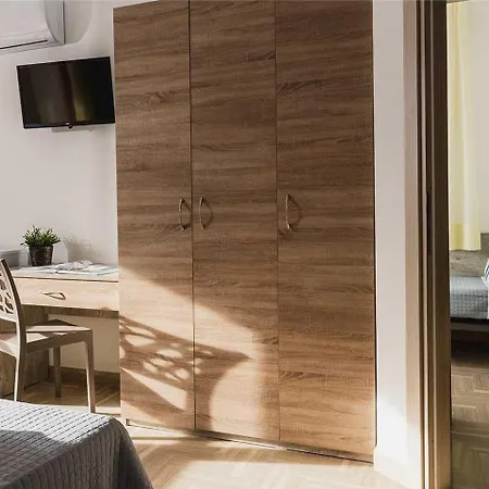 Club La Отель 3*