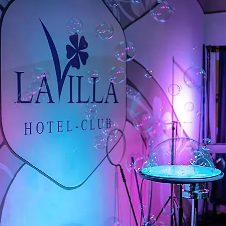 Hotel La 3*