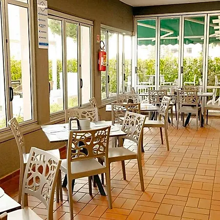 La Hotel 3*