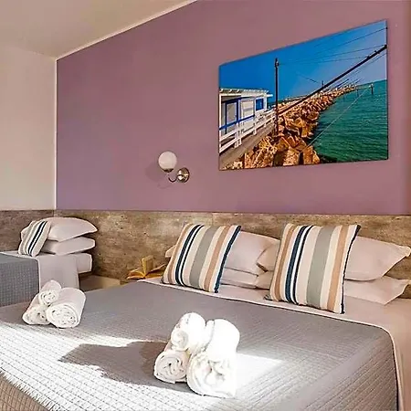 La Hotel